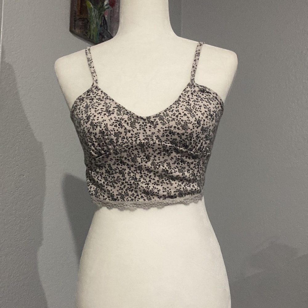 American Eagle. cropped tank top - Picture 6 of 7